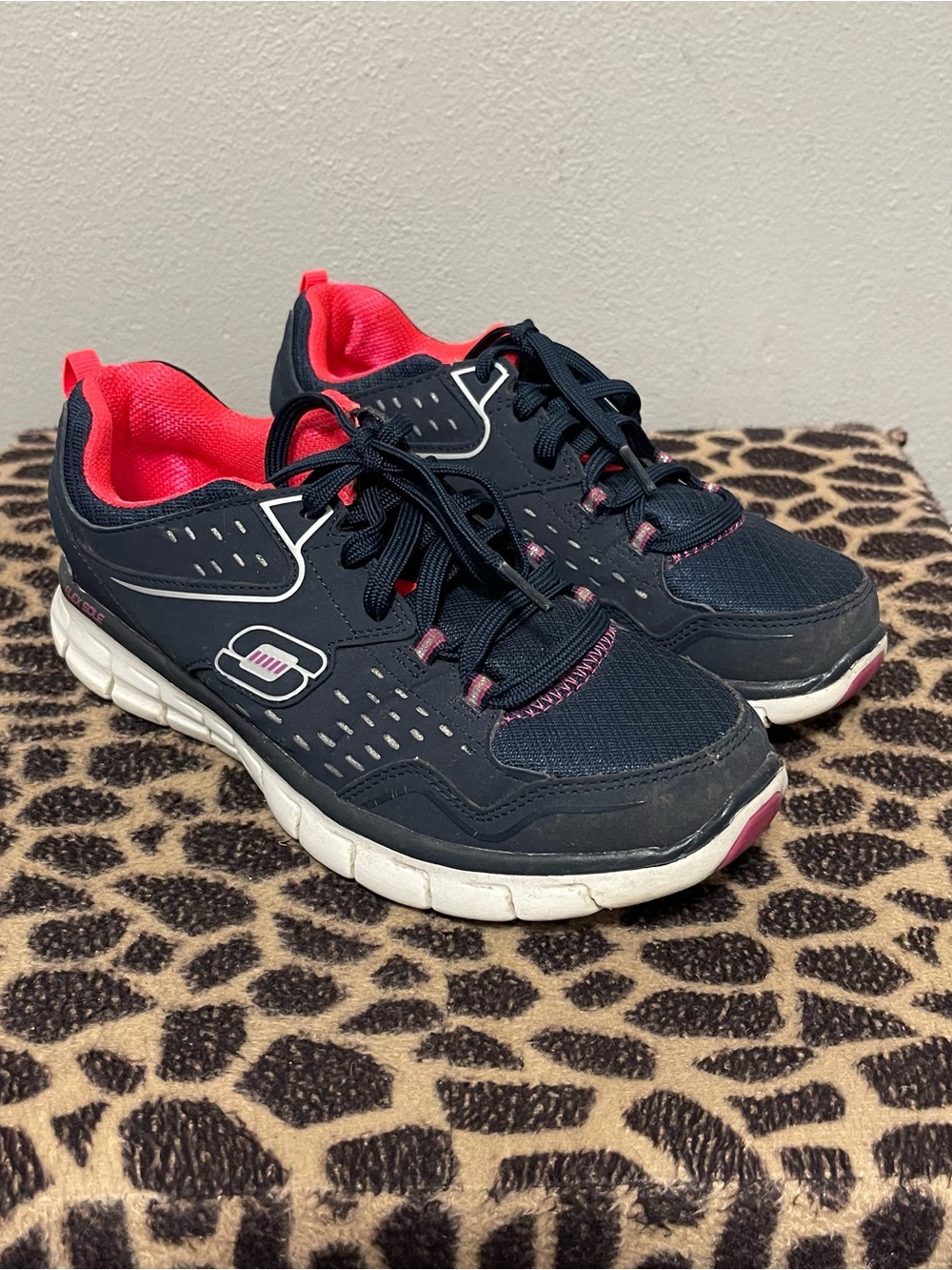 Skechers Sport Memory Foam Casual Sneakers Navy Blue Womens 7